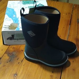 New muck boot company kids element boots size 12